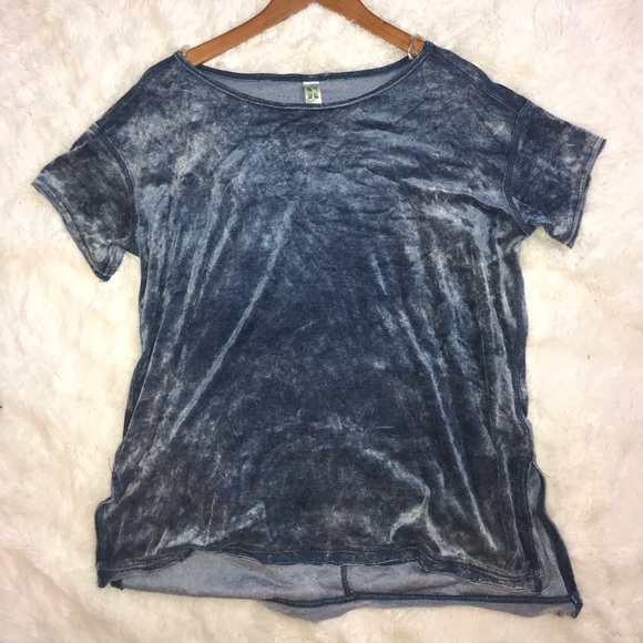 ✨Velvet Shirts✨ - Picture 2 of 7